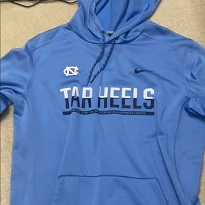 UNC Nike Therma-fit hoodie
